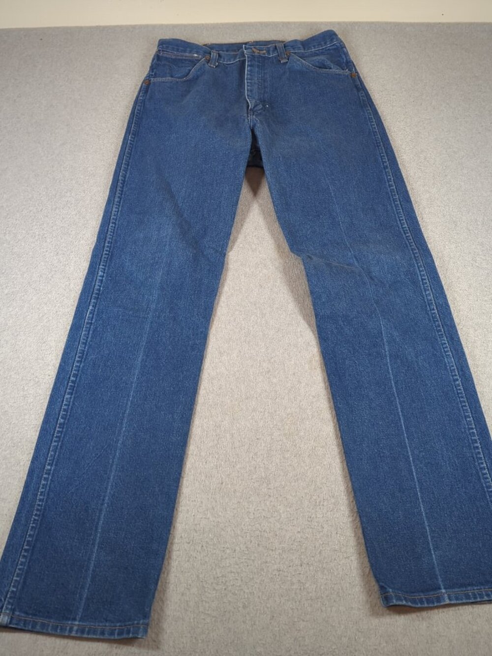 Vintage Wrangler 13MWZ Jeans Men's 33x34 (Actual 31x33) Cowboy Cut Made In USA